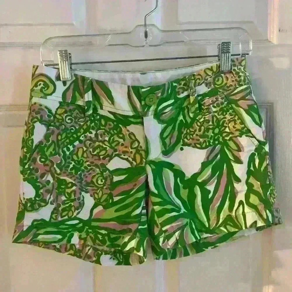 Lilly Pulitzer Callahan Shorts Size 00 Green And Pink Leaf Pattern Beach Pool - Picture 1 of 6
